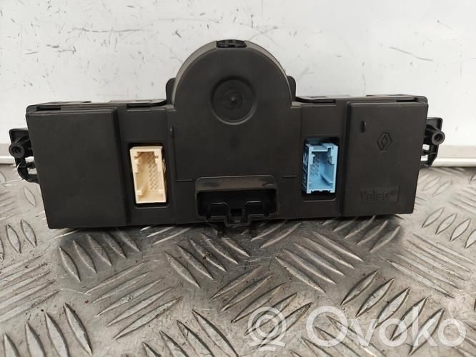 Climate control unit   8200296683