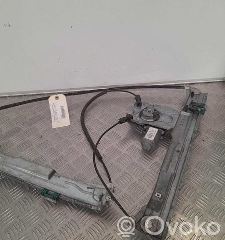 Renault Clio III Mécanisme de lève-vitre avec moteur 