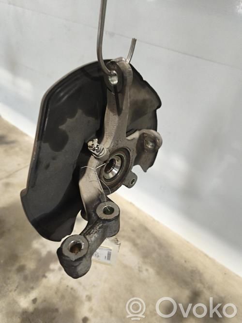Mercedes-Benz A W169 Fuso a snodo con mozzo ruota anteriore