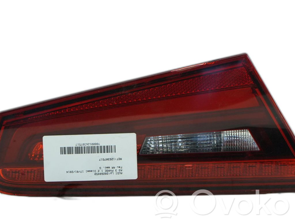 Audi A3 S3 8V Lampă spate în capacul portbagajului 