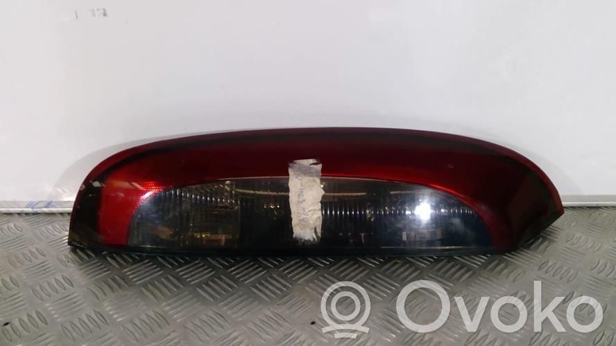 Opel Corsa C Feux arrière / postérieurs