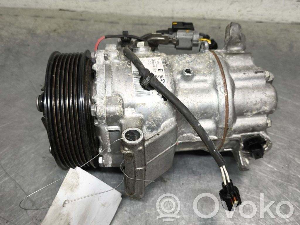 Renault Clio V Compressore aria condizionata (A/C) (pompa)