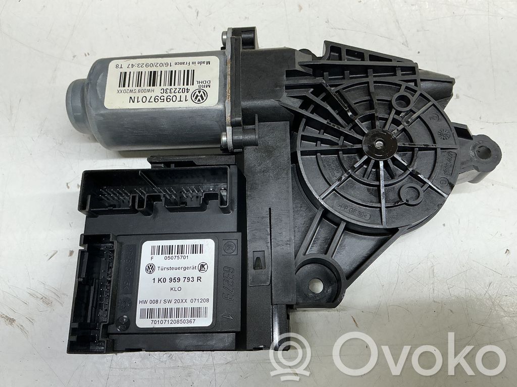 Silnik regulatora szyby drzwi przednich   1T0959701N,HW008SW20XX,402233C
