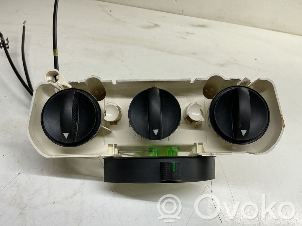 Toyota Corolla E120 E130 Climate control unit 