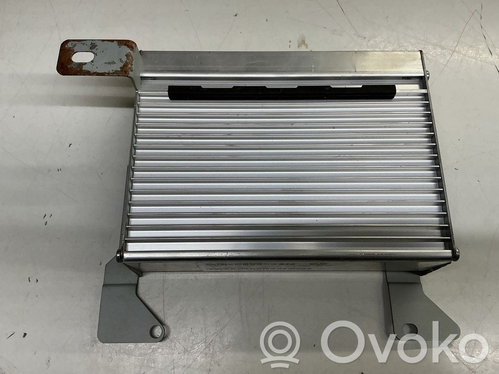 Chrysler Sebring (ST-22 - JR) Sound amplifier 