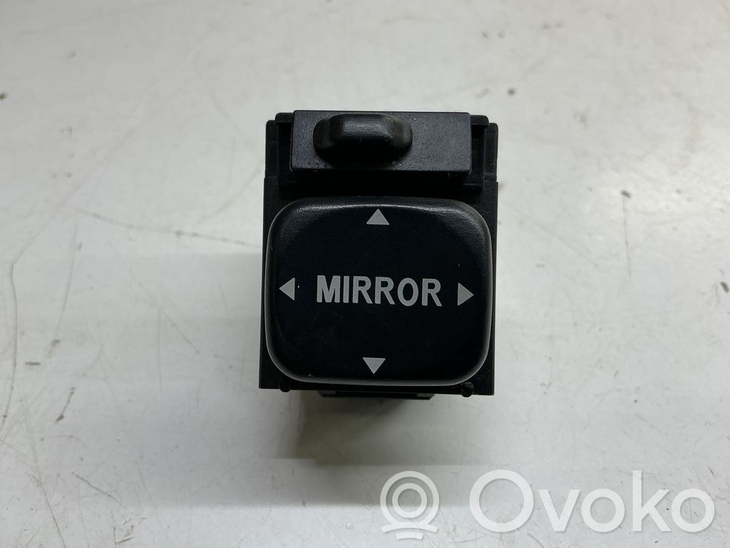 Wing mirror switch   8487002030