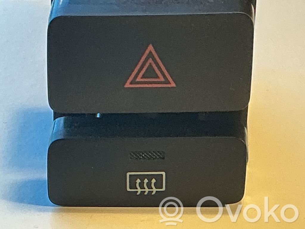 Hazard light switch   153644,8433212490