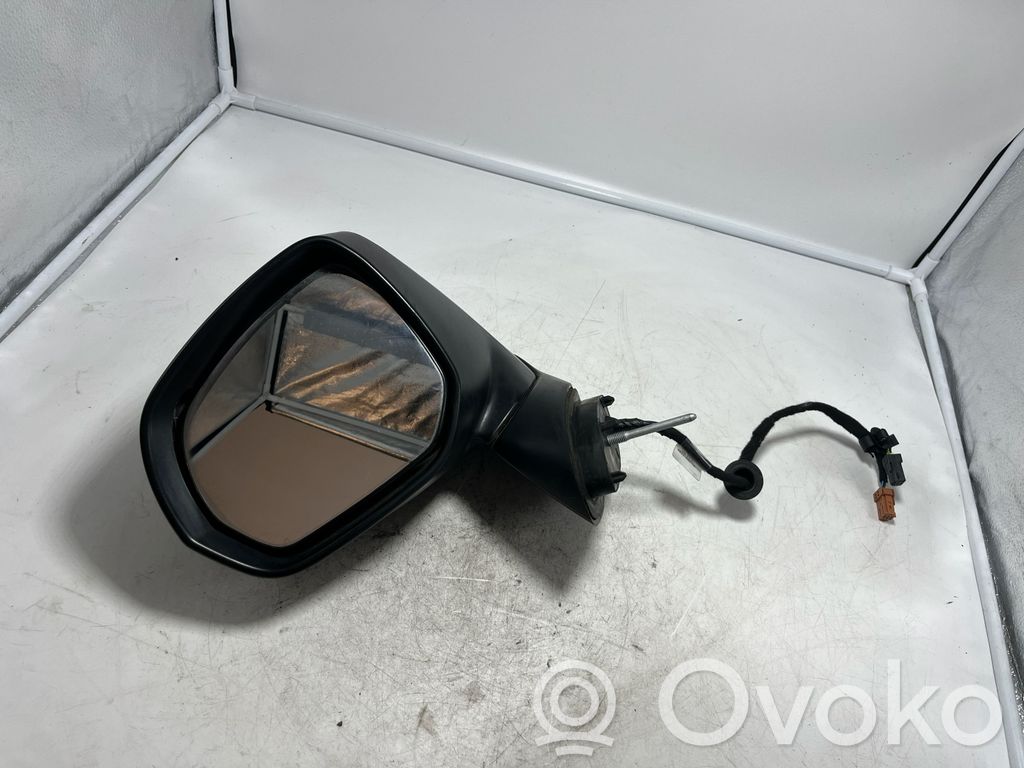 Front door electric wing mirror   E8024676