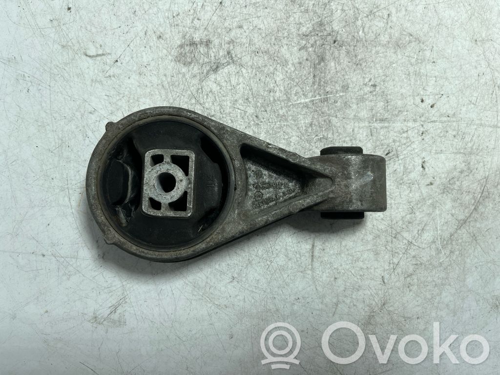 Engine mount bracket   6P082