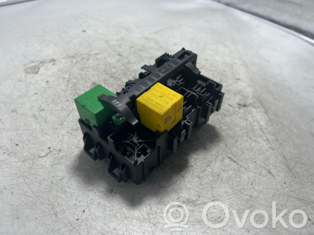 Fuse module   66652X,9666232680,2010EC0V01