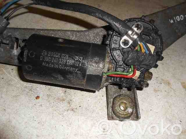 Motor del limpiaparabrisas   0390241328