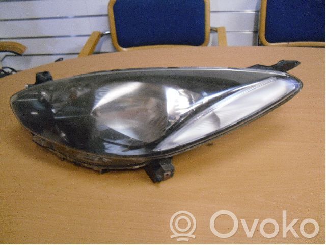Mazda 2 Headlight/headlamp 