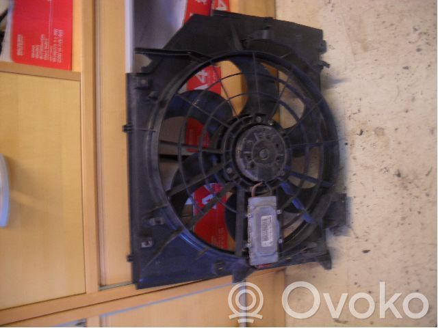 BMW 3 E46 Elektrisks radiatoru ventilators 