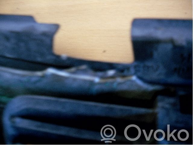 Saab 9000 CS Front bumper lower grill 