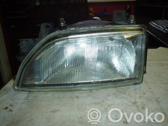 Opel Astra F Phare frontale 