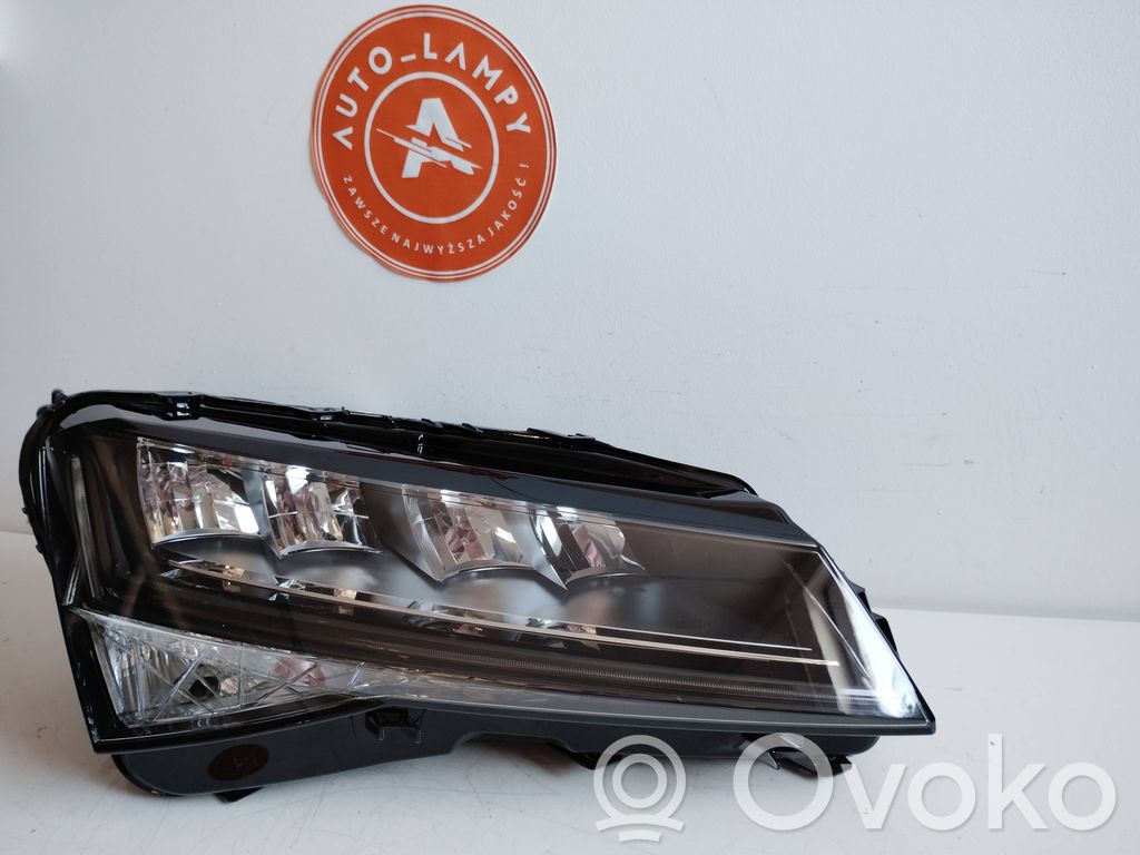 Skoda Superb B8 (3V) Headlight/headlamp 