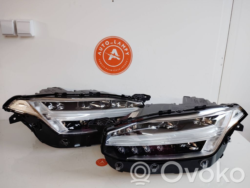 Volvo XC90 Scheinwerfer 