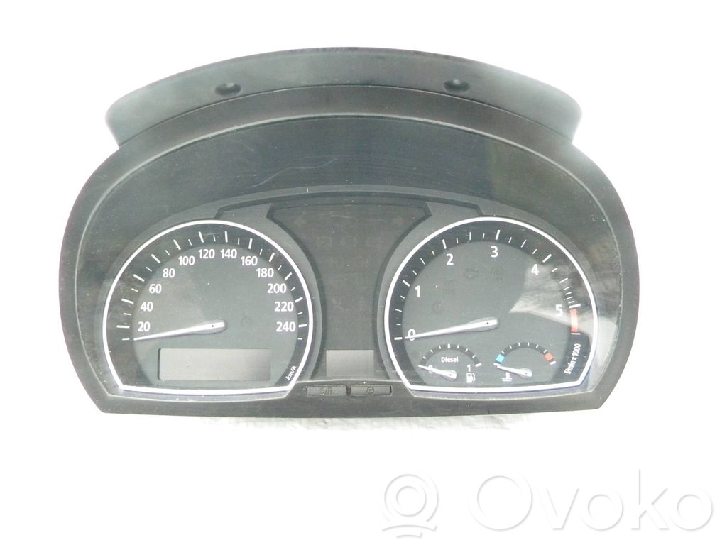 BMW X3 E83 Speedometer (instrument cluster) 