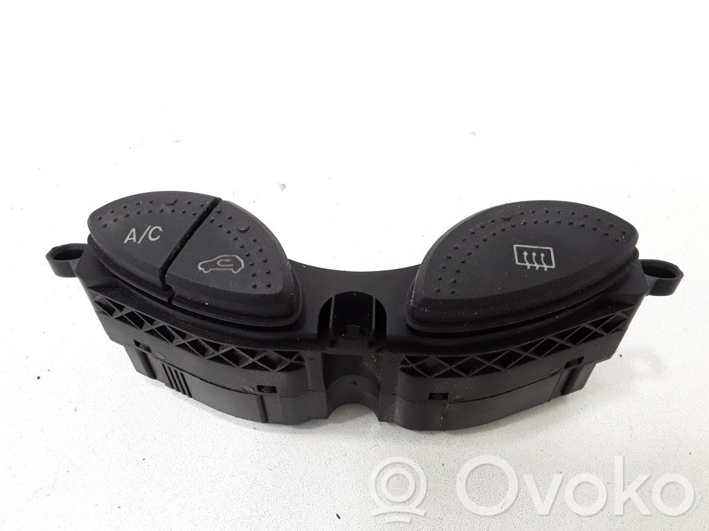 Ford Focus Air conditioning (A/C) switch 