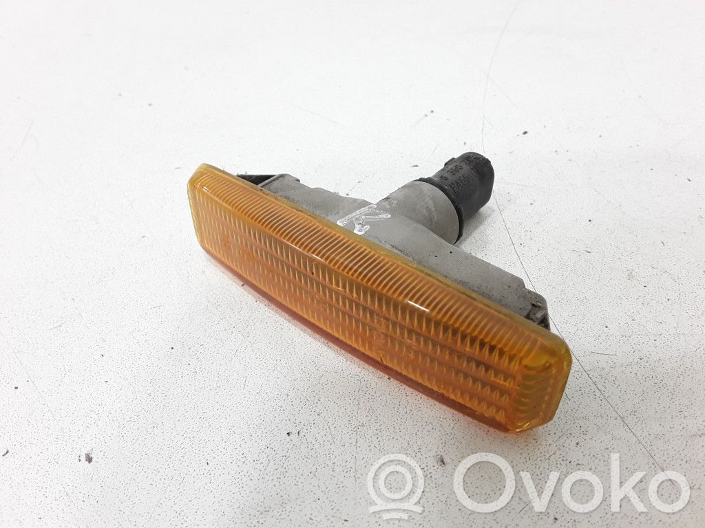 BMW 5 E39 Front fender indicator light 
