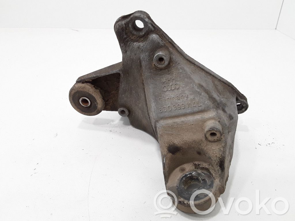Audi A4 S4 B5 8D Gearbox mounting bracket 
