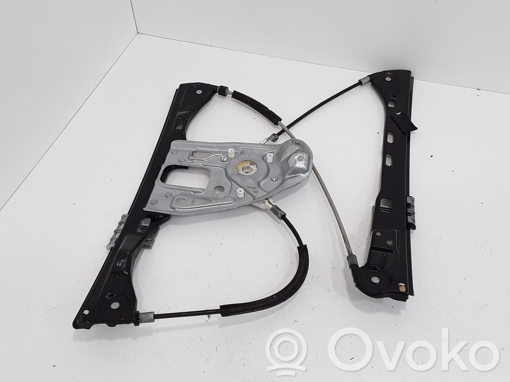 Mercedes-Benz C W203 Mechanizm podnoszenia szyby przedniej bez silnika 