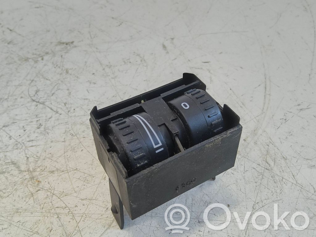Volkswagen Caddy Headlight level height control switch 