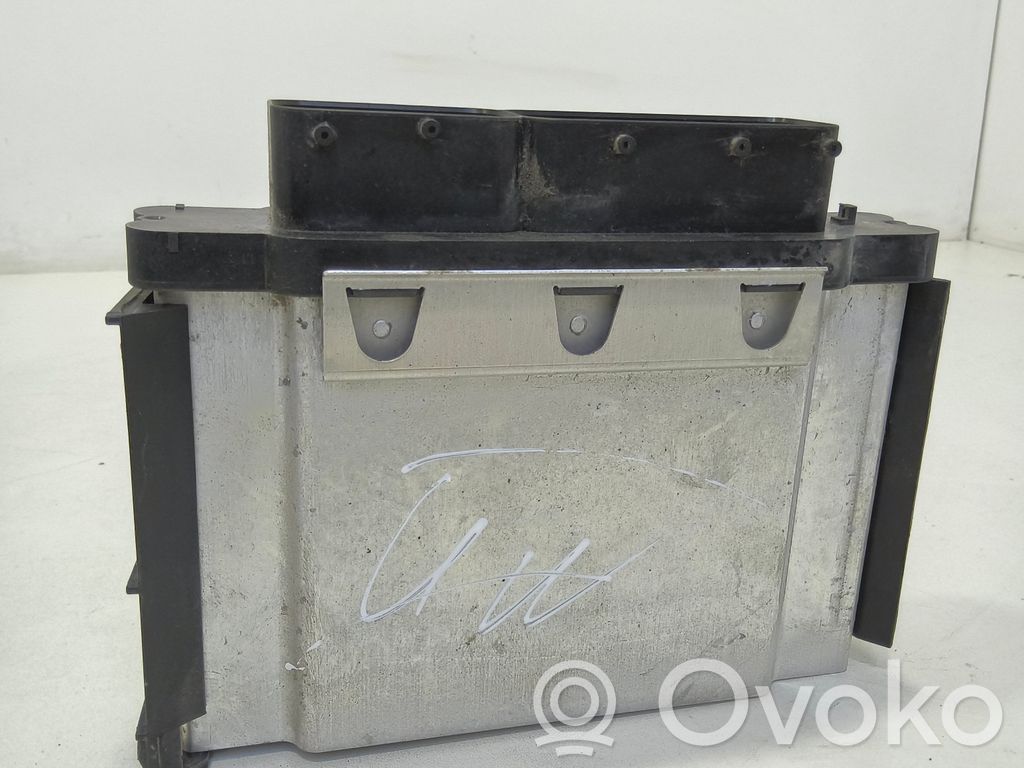 Volkswagen Golf VII Sterownik / Moduł ECU 