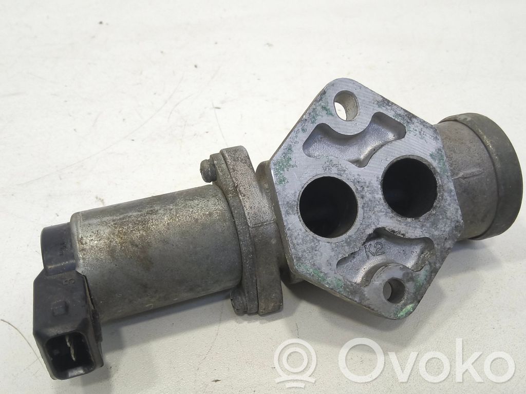 Volvo S40, V40 Válvula de control del ralentí (regulador) 