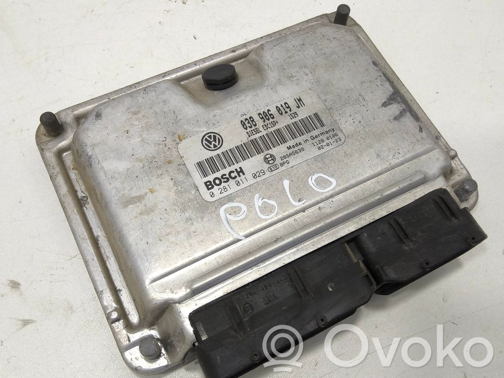 Volkswagen Polo Engine control unit/module 
