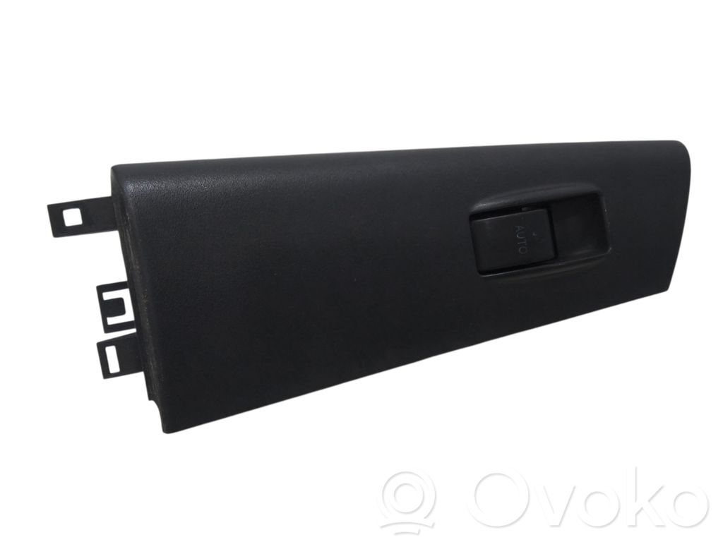 Toyota Corolla E120 E130 Electric window control switch 