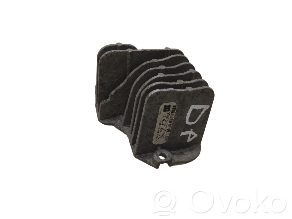 Seat Leon (5F) Headlight ballast module Xenon 