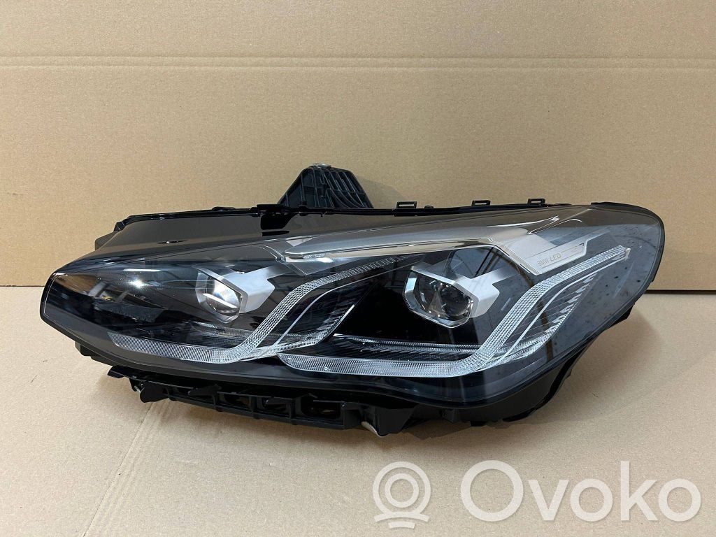 Headlight/headlamp   5A4224705