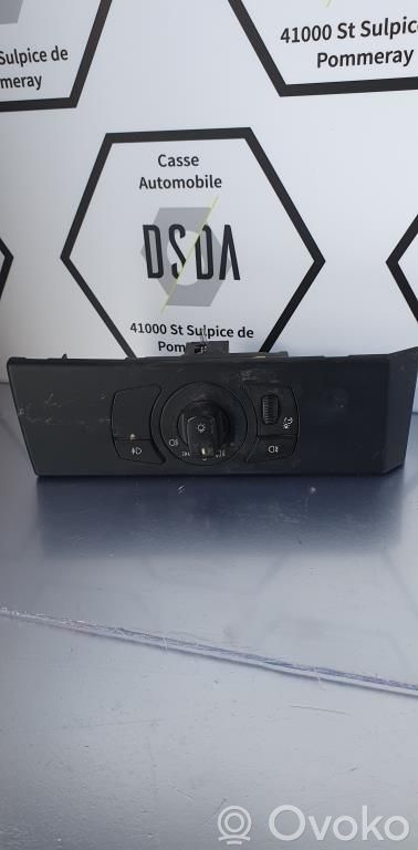 Light switch   61316925287