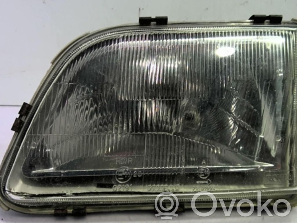 Rover 100 Scheinwerfer 