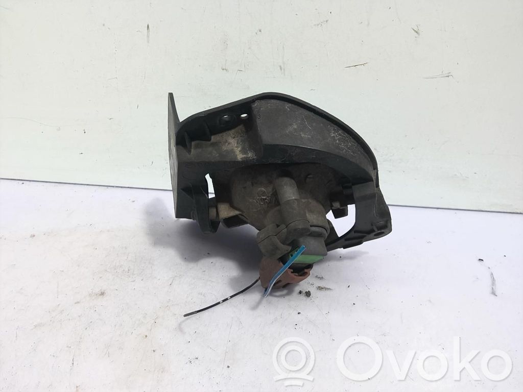 Mazda 2 Miglas lukturis priekšā 