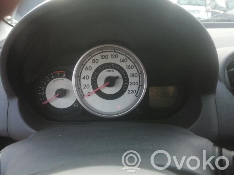 Mazda 2 Speedometer (instrument cluster) 