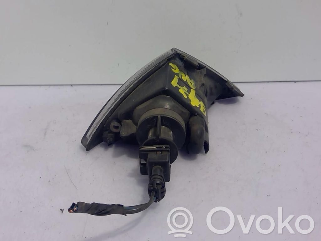 Lancia Ypsilon Front fender indicator light 