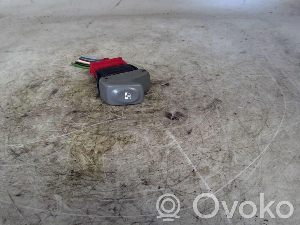 Interruptor del elevalunas eléctrico