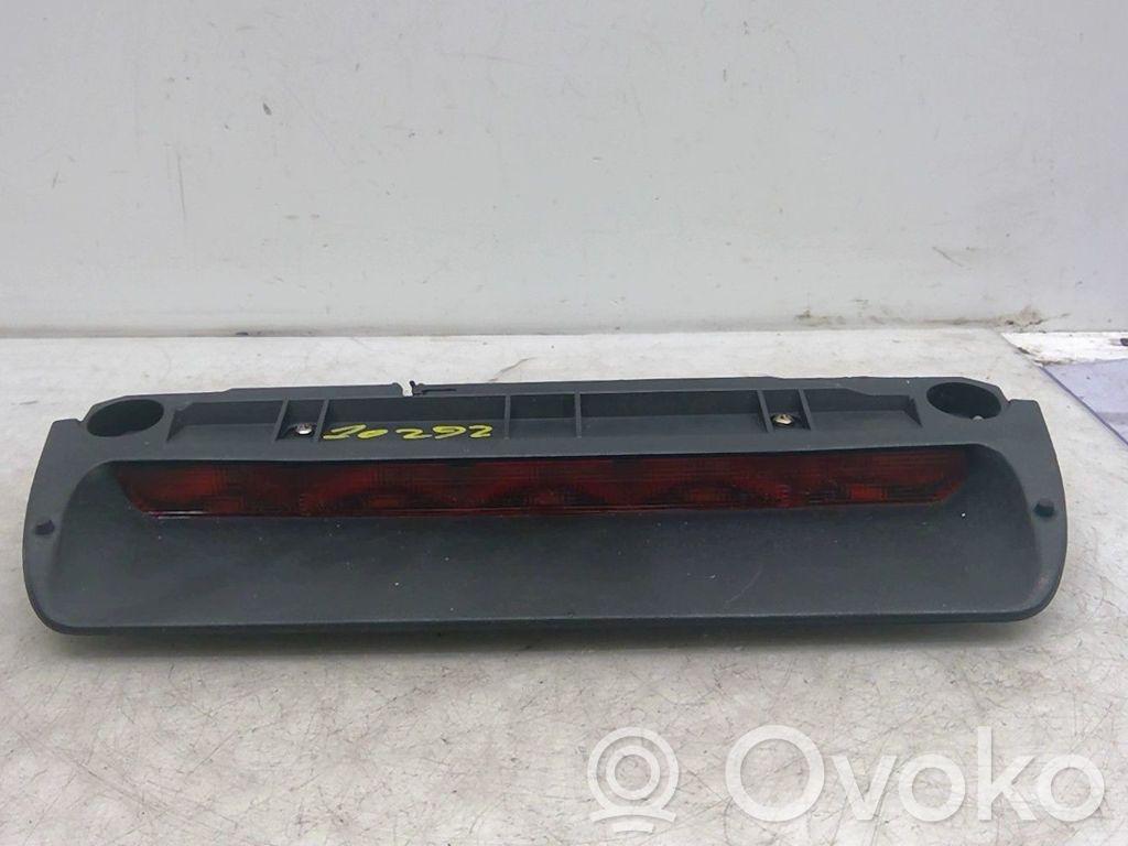 Citroen C5 Third/center stoplight 