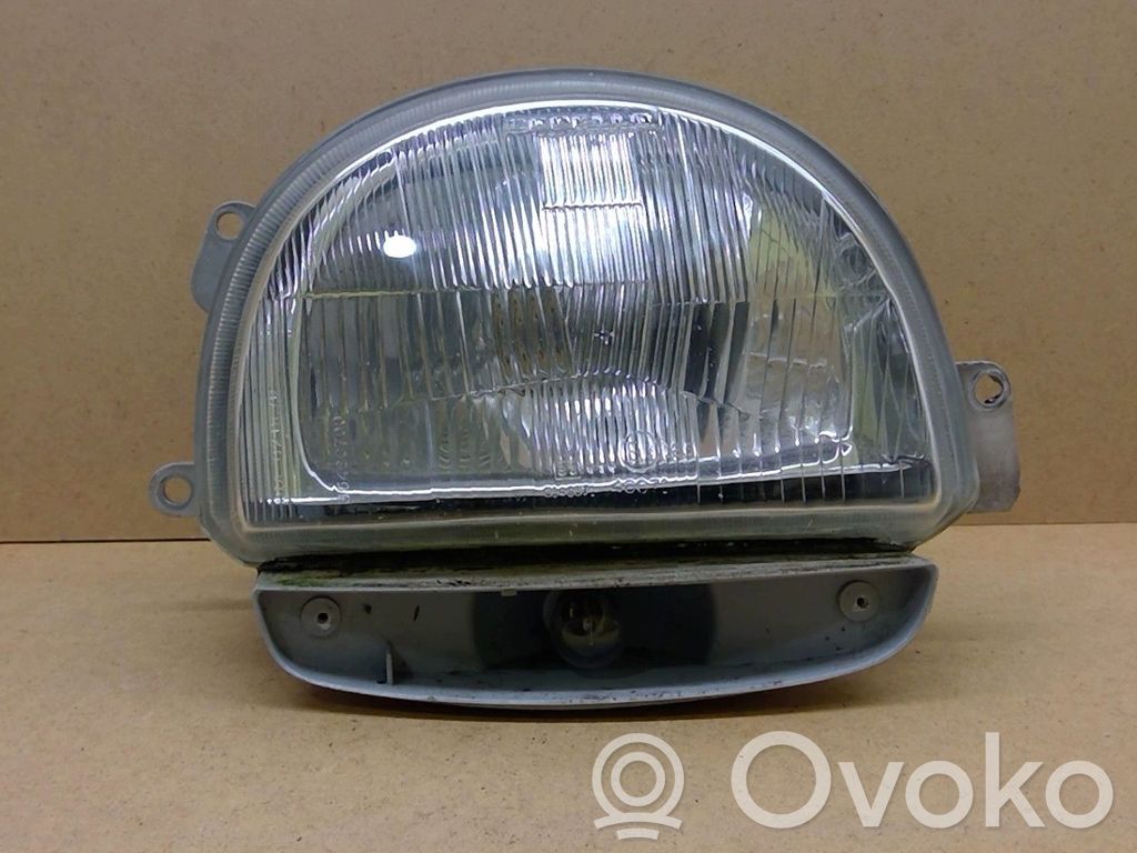 Scheinwerfer   7701040499