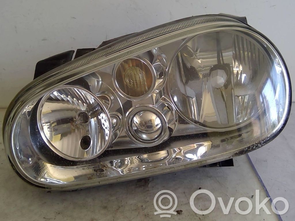 Volkswagen Golf IV Scheinwerfer 