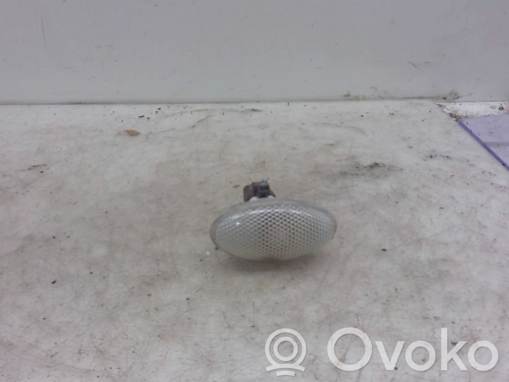 Citroen Xsara Picasso Front indicator light 