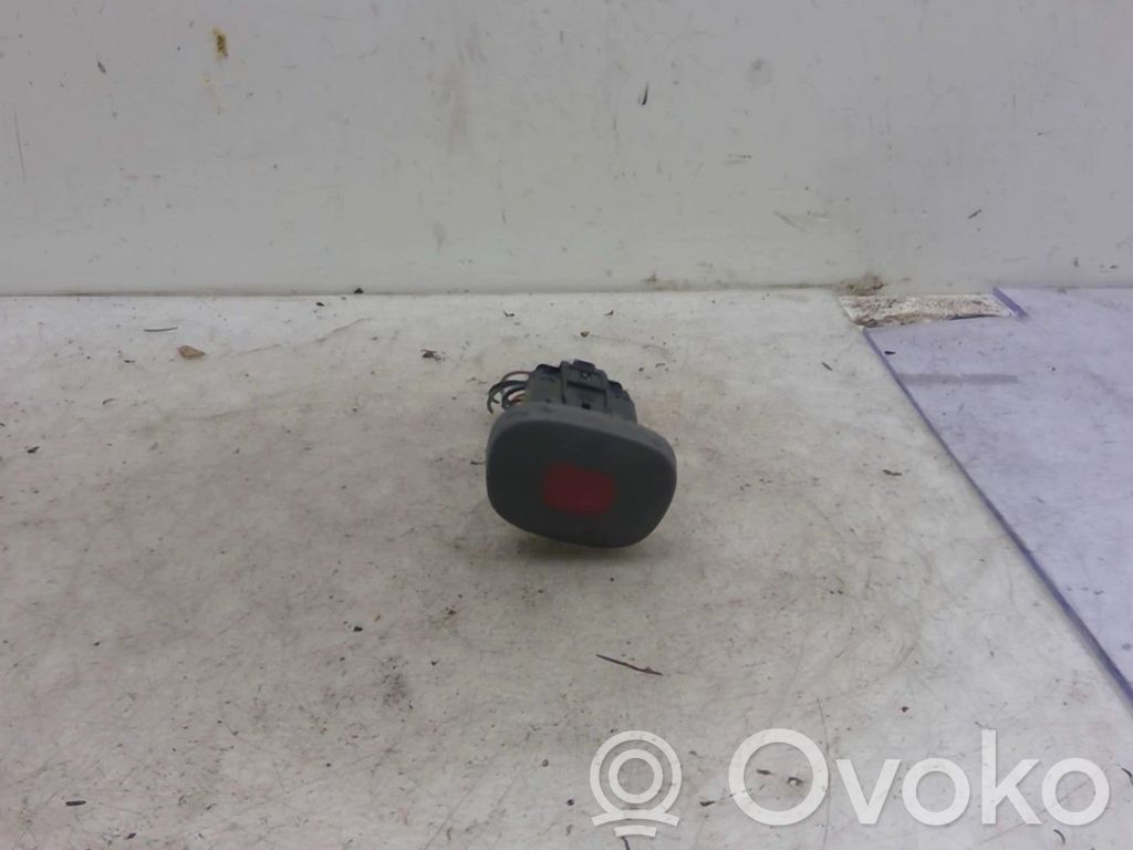 Renault Clio II Hazard light switch 