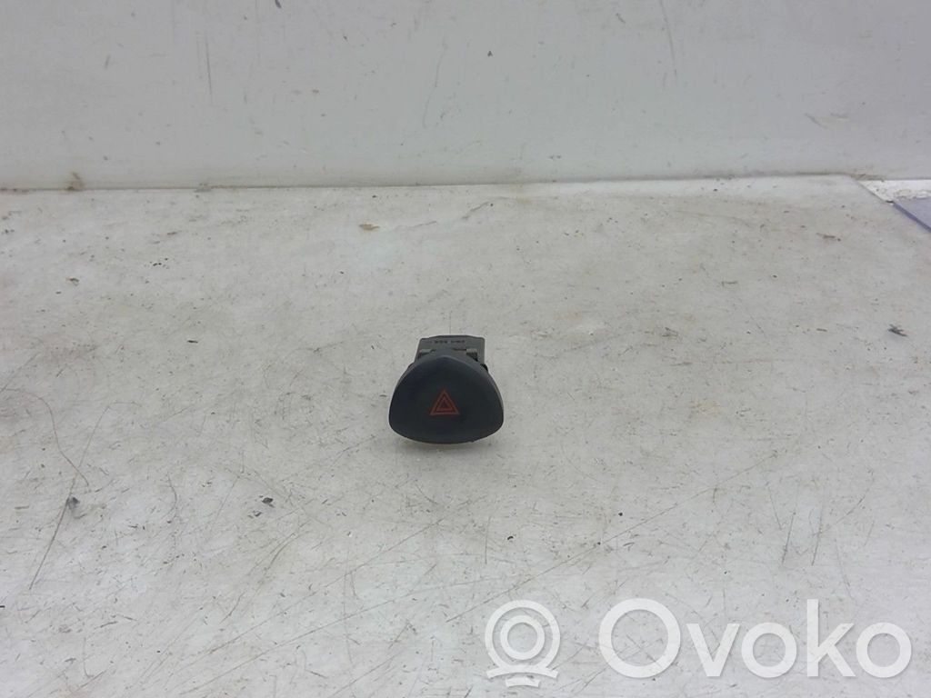 Renault Clio II Botón interruptor de luz de peligro 