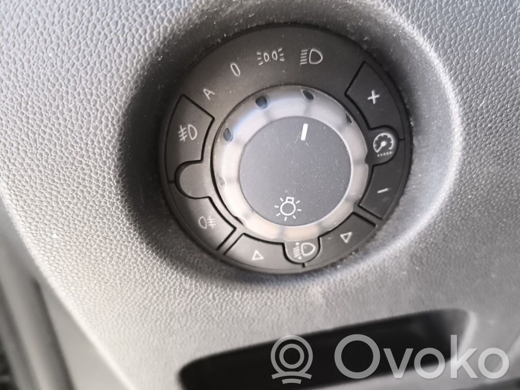 Opel Corsa D Light switch 