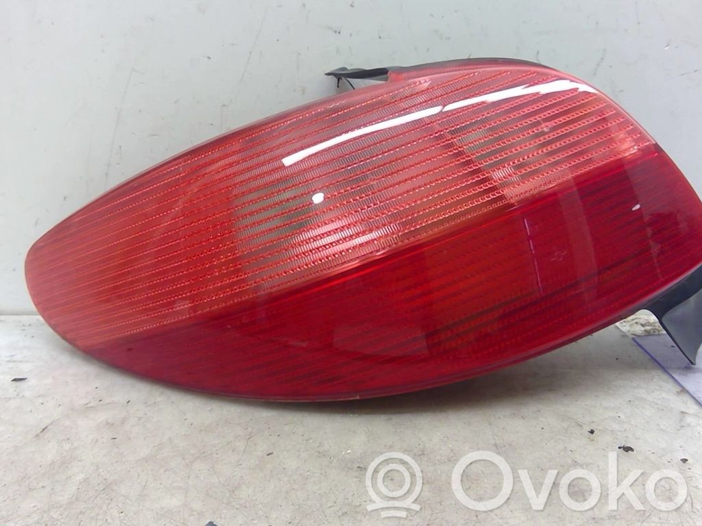 Peugeot 206 Luci posteriori 