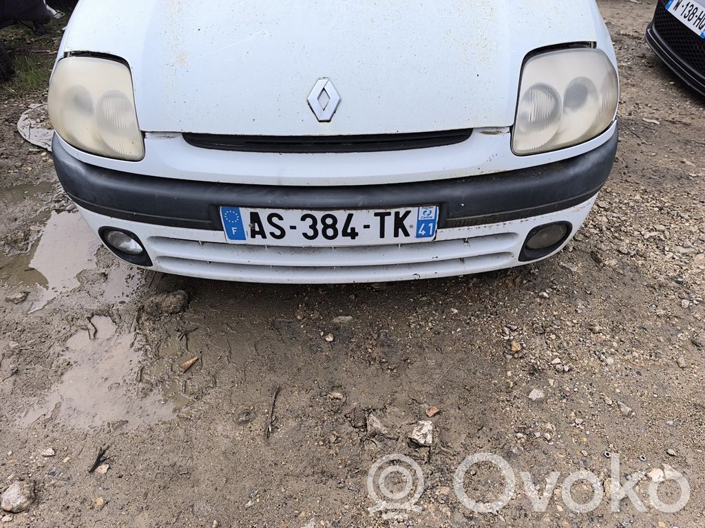 Renault Clio II Parachoques delantero 