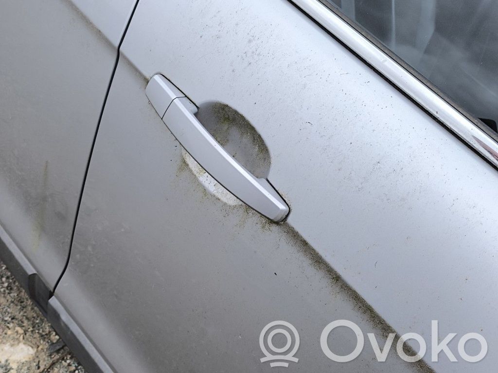 Chevrolet Captiva Manecilla externa puerta delantera 