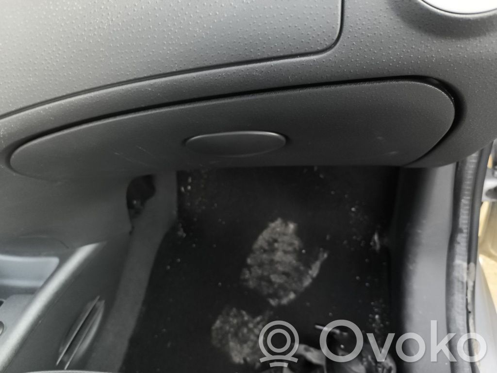Citroen C2 Juego guantera 